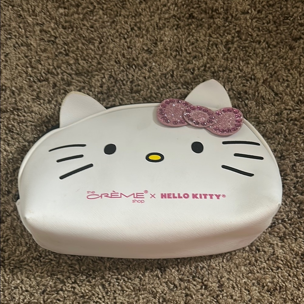 Hello Kitty White and Pink Cosmetic Pouch